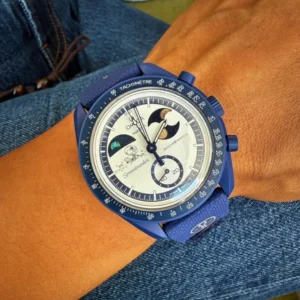 sg-11134201-824hg-mf7xhu3nstn3f4.webp Blue Moon Phase Chronograph Watch