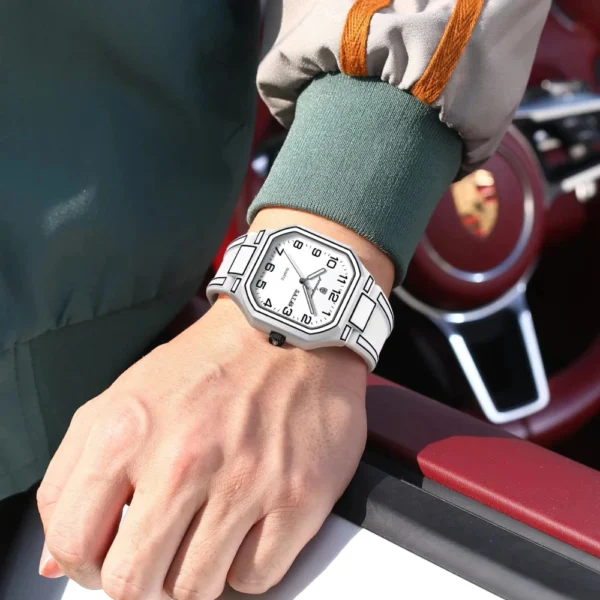 sg-11134201-8258a-mq31lmohpreo5c.webp POEDAGAR Men Sports Silicone Quartz Watch